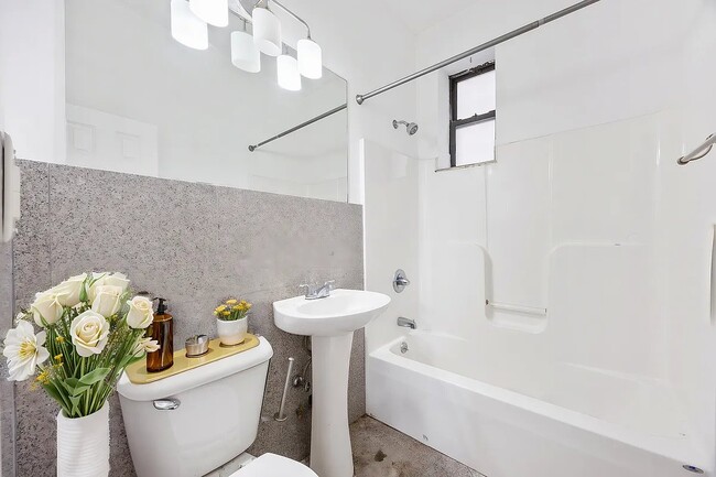 301 W 151st St Unidad 6A