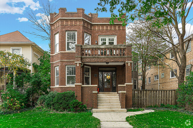 Building Photo - 1922 W Touhy Ave Unit 2 Rental