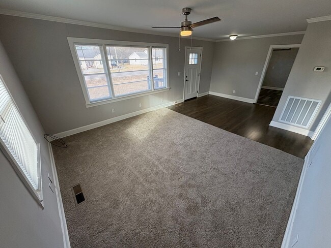 Photo - For Lease - Single Family Home in Lebanon