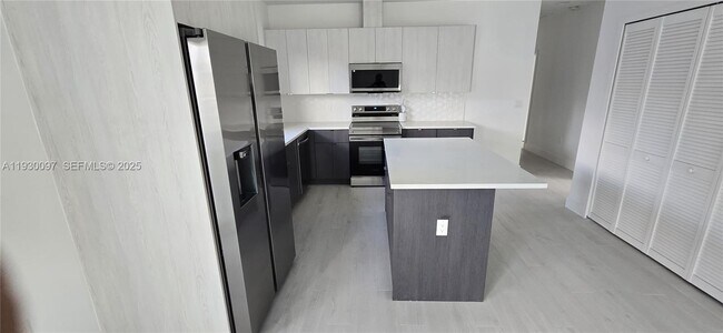 Photo - 6821 NW 6th Ct