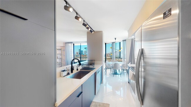 Photo - 1000 E Island Blvd Unit 2903