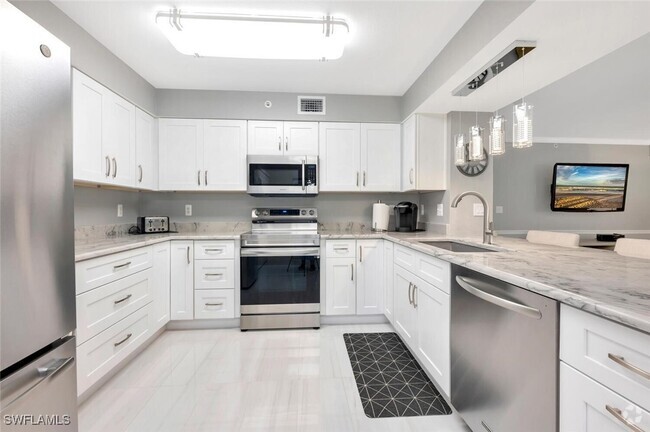 Building Photo - 28760 Diamond Dr Unit 103 Rental
