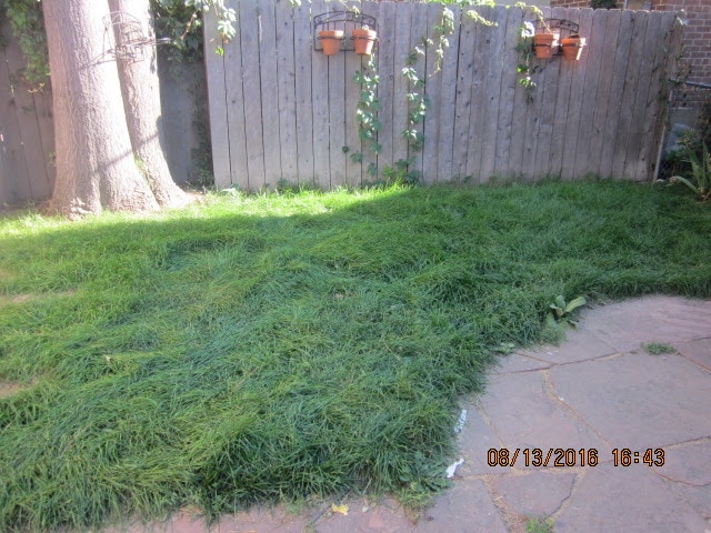 Photo - 2840 Irving St