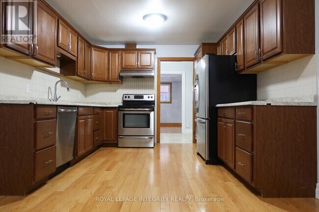 Photo - 56 Francis St