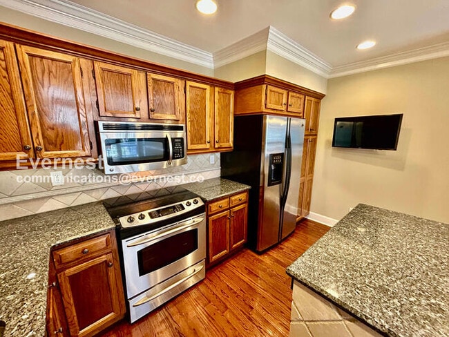 Photo - 7500 Roswell Rd