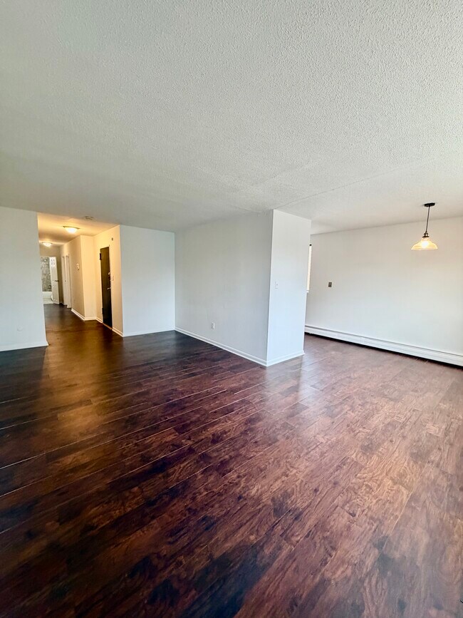 Photo - 6518 N Camac St Unit B