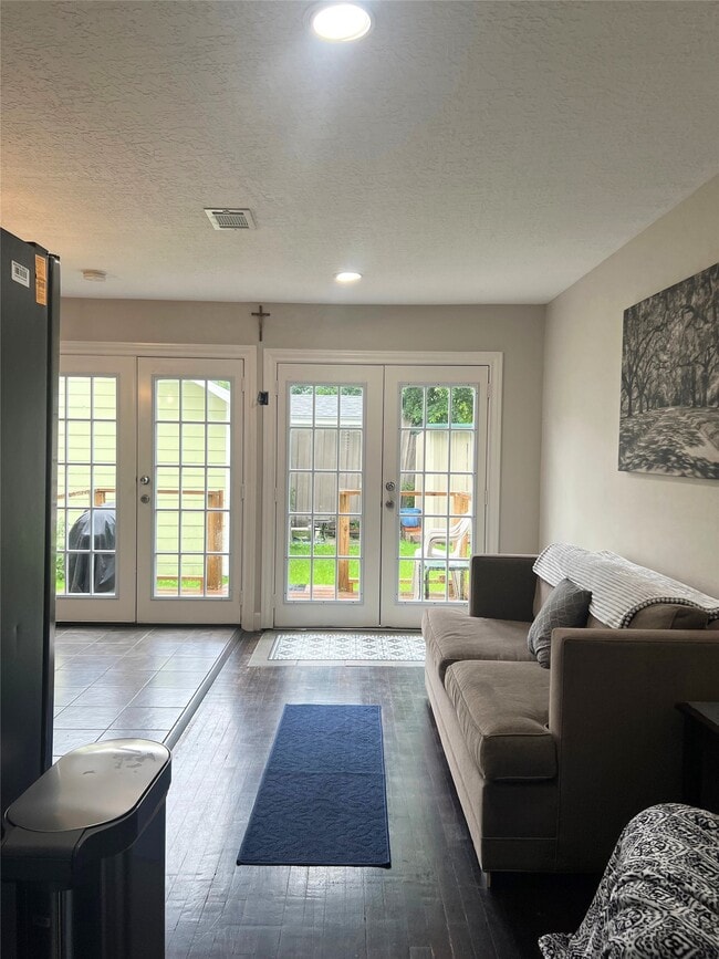 Photo - 4314 Gano St