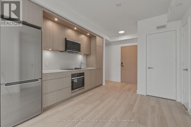 Photo - 25 Cordova Ave Unit 1802