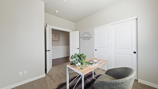 Photo - 5 Bedroom, 3 Bath Home in Richland