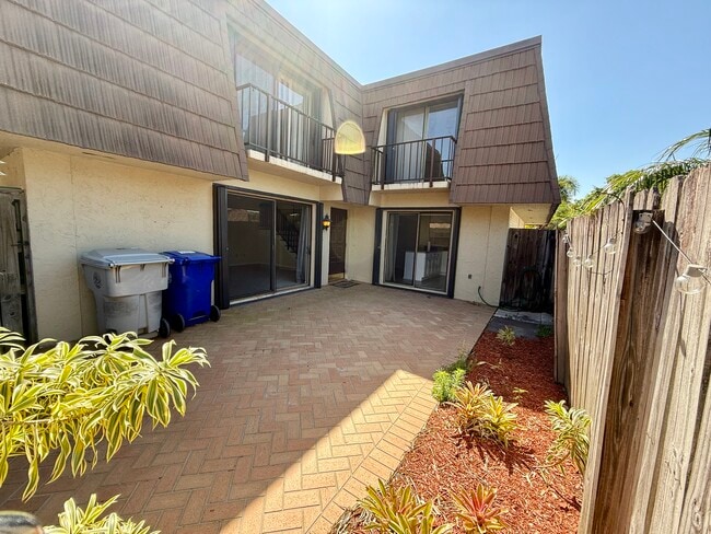 Building Photo - 1166 6th Ave Unit 10B