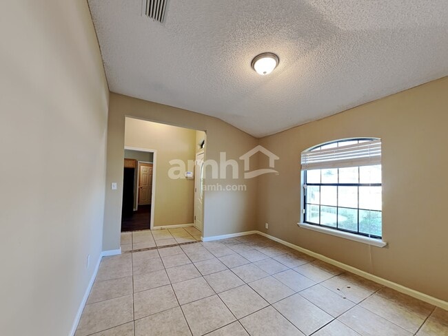 Photo - 3753 Woodbriar Dr