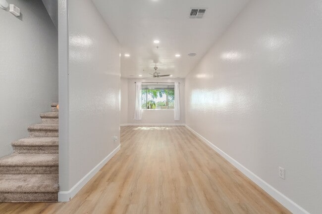 Photo - 7601 E Roosevelt St