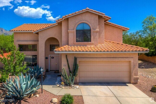 Building Photo - Catalina Foothills 4 Bedroom Home with Pool