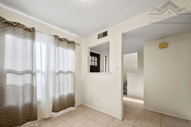 Photo - 3161 Plaza Blanca