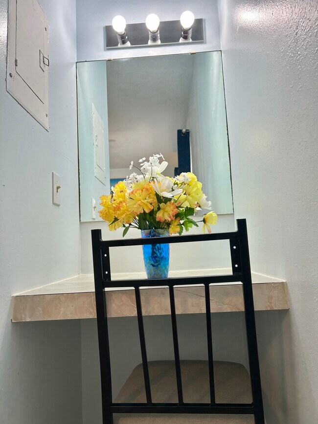 Photo - Rebecca Unit A