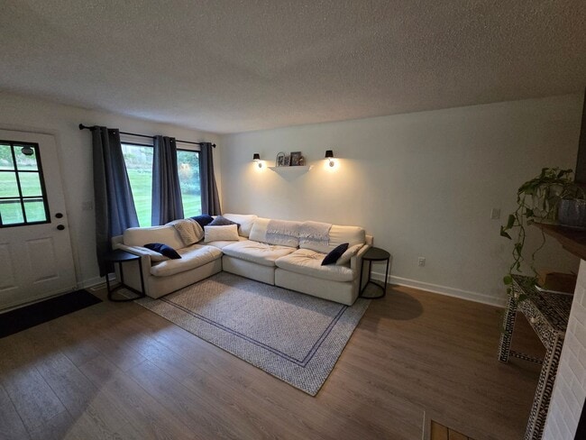 7652 Wedgewood Ct