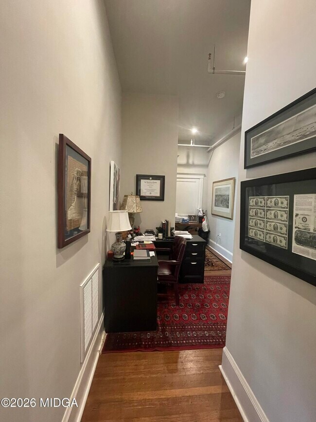 Photo - 1094 Georgia Unit C