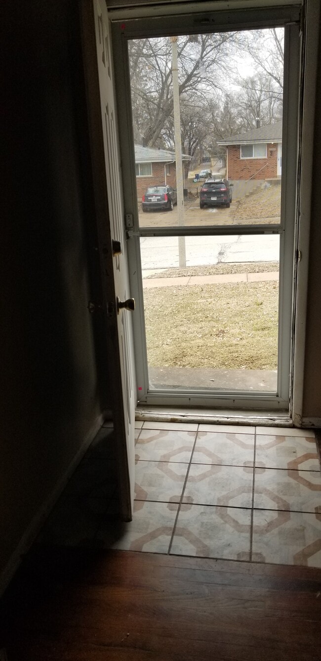 Photo - 10114 Douglas Ct