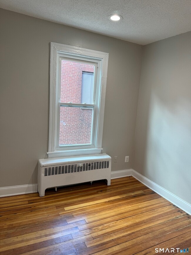 Photo - 1 Divinity St Unidad 2C