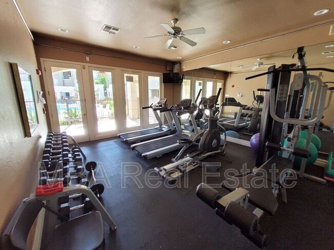 Photo - 5303 N 7th St Unidad 223