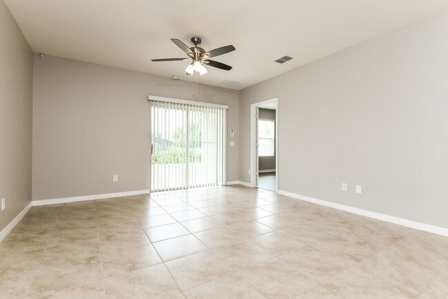 Photo - 3263 Grouse Ave