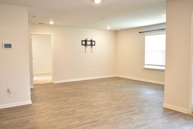 Photo - Beautiful 4 Bedroom Home in Brighton Oaks – Convenient to Tyndall AFB!