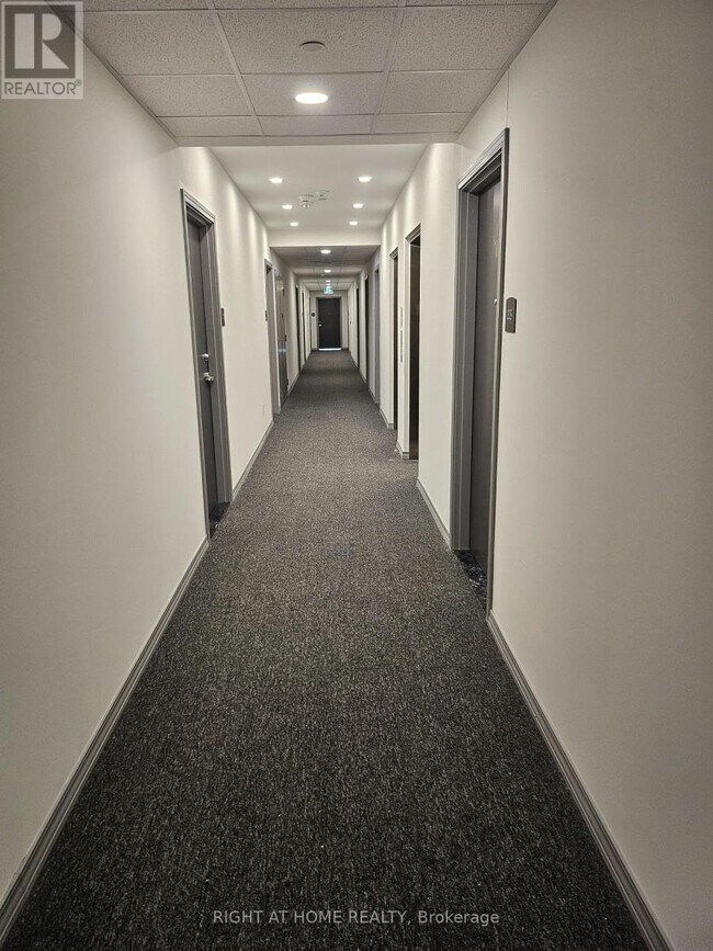 Photo - 191 Elmira Rd S Unité 217C