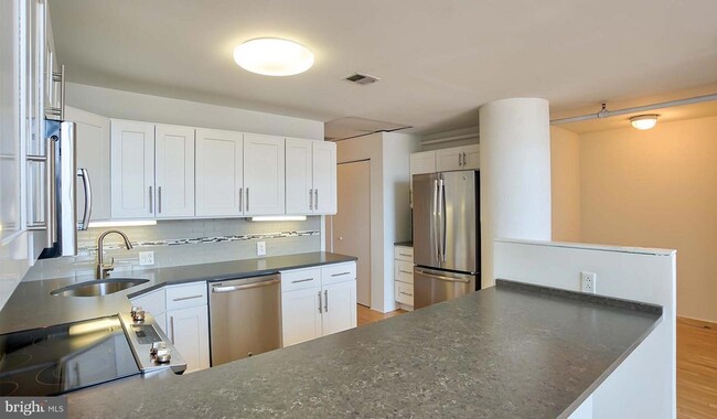 Photo - 2300 Walnut St Unidad 1B-417 Rental