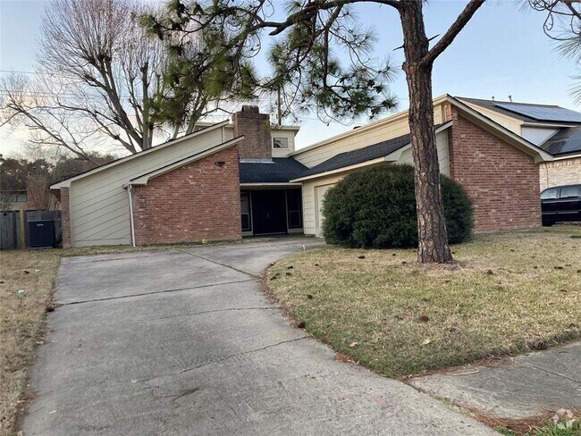 Building Photo - 2734 Colony Dr Rental