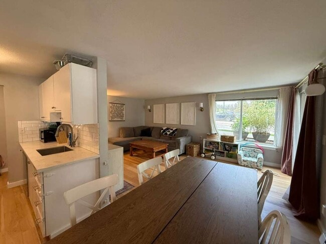 Photo - 2 Bedroom 2 Bathroom + Parking and Storage!