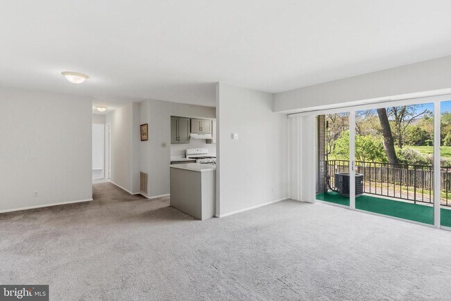 Photo - 3712 N Rosser St Unidad 102