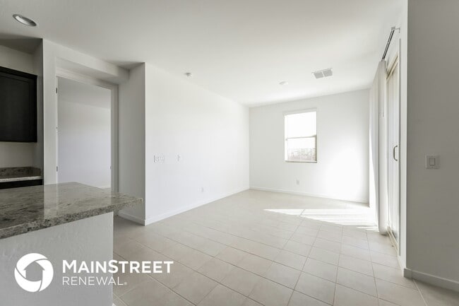 Photo - 27427 N 178th Ave