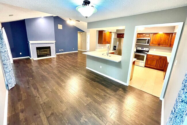 Photo - 639 Cherokee Rd