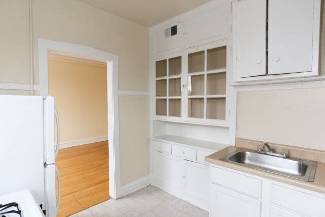 Photo - 563 W Aldine Ave Unit N4