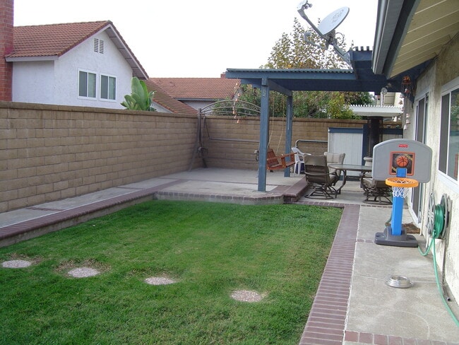 Patio interior - 25 Mecklenberg