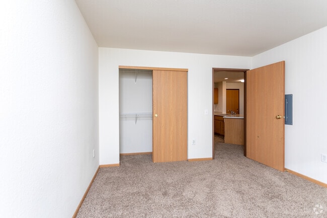 1BR, 1BA - Wildflower Place Apartments