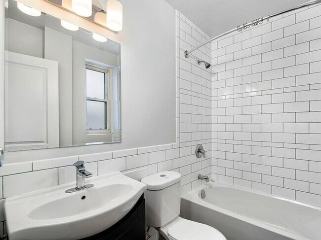 Photo - 1122 Jackson St
