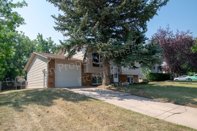 Photo - 2401 W Stuart St
