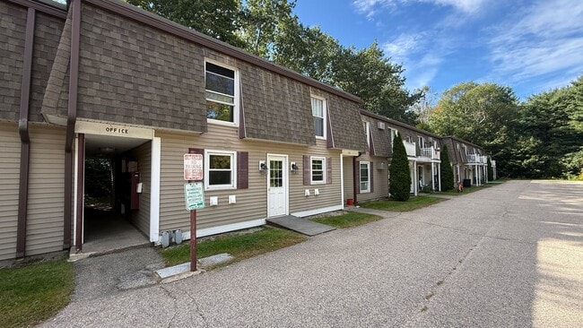 Building Photo - 15 Back River Rd Rental