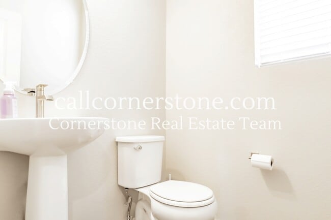 Photo - 9844 Cronin St