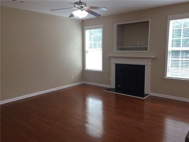 Photo - 3338 Castleberry Village Cir