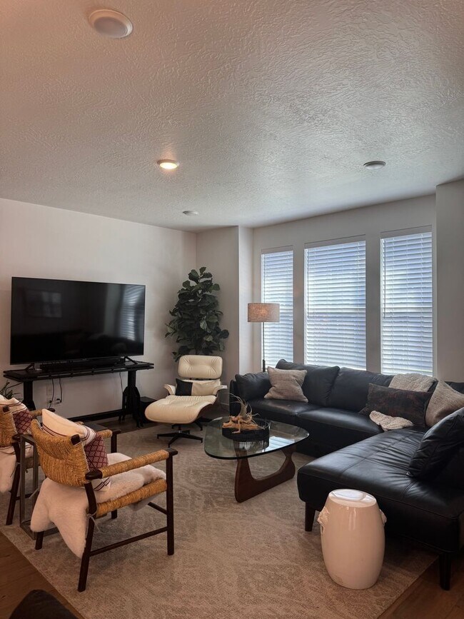 Photo - 9764 Stafford Ln