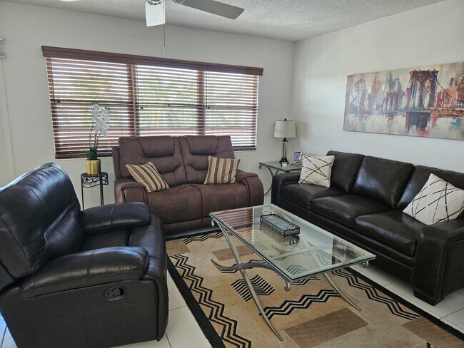 Photo - 4014 Cornwall A Unit 4014