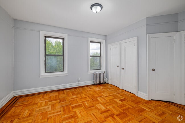 1BR, 1BA - 610SF - Bedroom