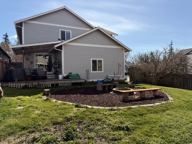 Photo - 4 bdrm/2.5 bath home in Barkley Area