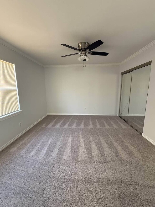 Photo - Come see this cute 2B House in a great location