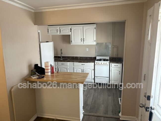 Photo - 904 S 4th Ave