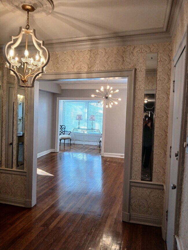 Photo - 6843 S Merrill Ave