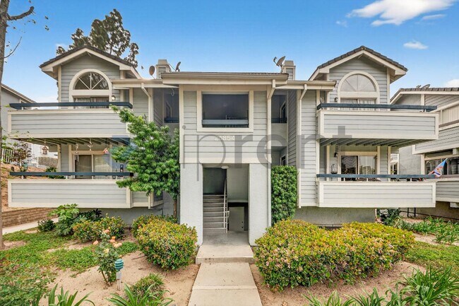 Photo - 26854 Claudette St