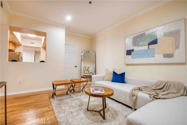 Photo - 12011 Goshen Ave Unidad 203